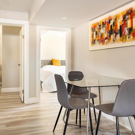 Entire 2 Bedroom Apartment Downtown - U1 Kitchener Kültér fotó